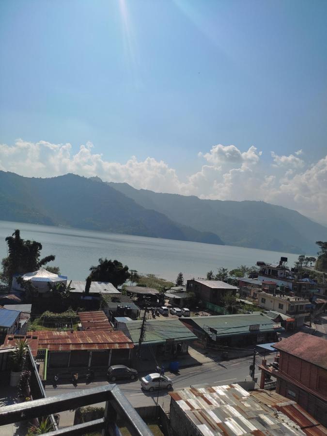 Hotel Green Hill View Pokhara Esterno foto