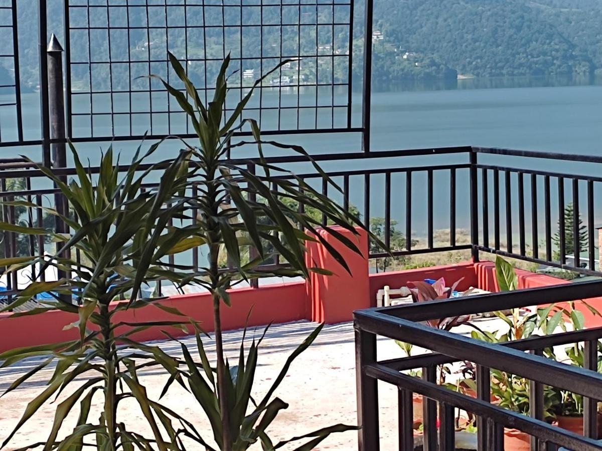 Hotel Green Hill View Pokhara Esterno foto