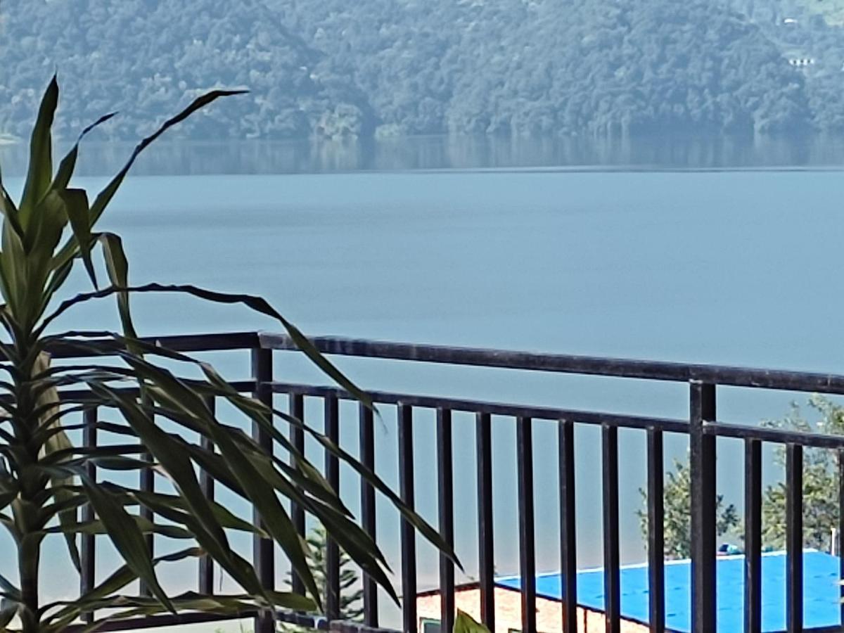 Hotel Green Hill View Pokhara Esterno foto