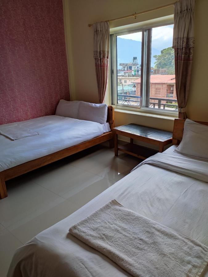 Hotel Green Hill View Pokhara Esterno foto